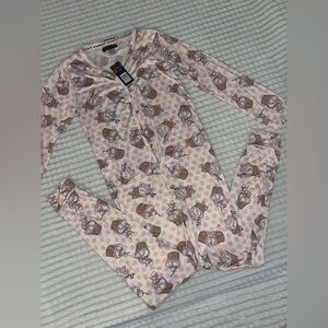 NWT Women’s Un-Bearably Cute Cupcake Button Down Onesie Pajamas M